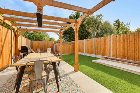 4 bedroom semi-detached house for sale, Boileau Road, Ealing, London, W5