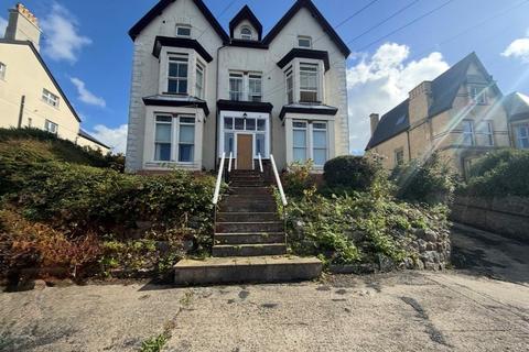 1 bedroom flat for sale, St. Davids Road, Caernarfon, Gwynedd, LL55