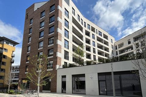 2 bedroom flat to rent, Cremer Street