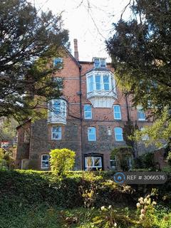 2 bedroom flat to rent, Blackmore House, Malvern Wells, WR14