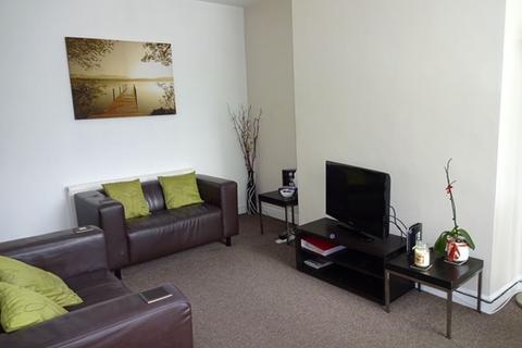 4 bedroom end of terrace house for sale, Talbot View, Leeds