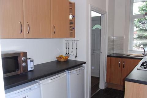 4 bedroom end of terrace house for sale, Talbot View, Leeds