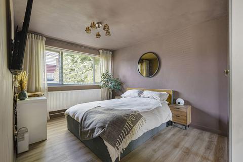 2 bedroom maisonette for sale, Colyer Close, New Eltham, SE9 3QG