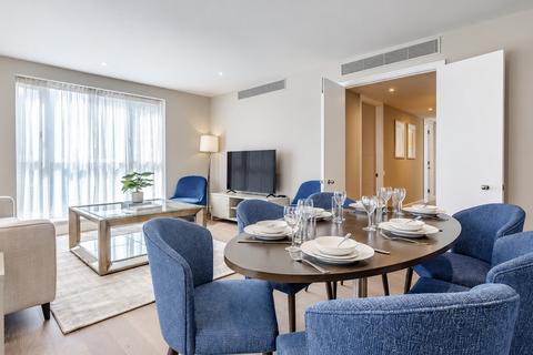 2 bedroom flat to rent, Circus Apartments, London E14