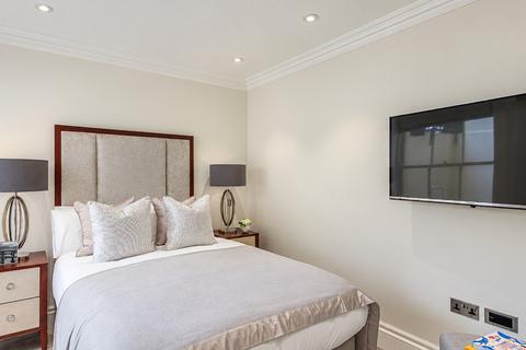 2 bedroom flat to rent, Garden House, London W2