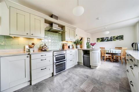 4 bedroom semi-detached house for sale, Uffculme, Cullompton