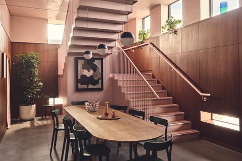 2 bedroom flat to rent, Balfron Tower, 7 St Leonards Road, London E14 0XU