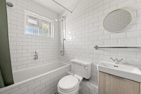 3 bedroom maisonette for sale, Dryden Avenue, Hanwell, London, W7 1ES