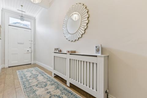 4 bedroom house for sale, James Street, Perth, PH2