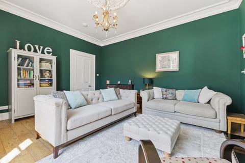 4 bedroom house for sale, James Street, Perth, PH2