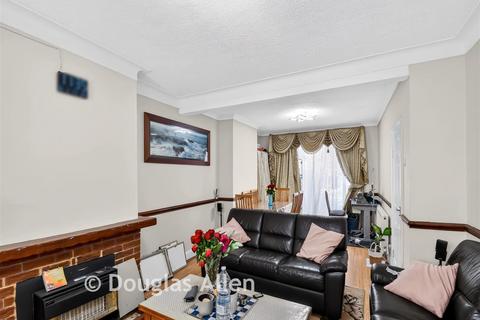 3 bedroom terraced house for sale, Aldborough Road South, Ilford, Essex