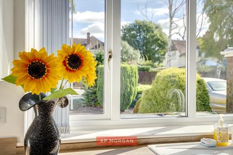 5 bedroom detached house for sale, Orchard Rise, Droitwich, Worcestershire, WR9
