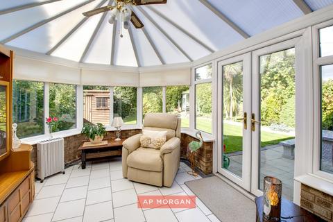 5 bedroom detached house for sale, Orchard Rise, Droitwich, Worcestershire, WR9
