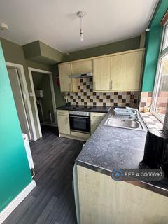2 bedroom semi-detached house to rent, Burlington Road, Coventry, CV2