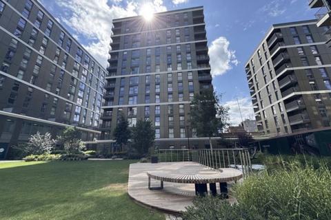 1 bedroom flat for sale, Staines-upon-Thames TW18