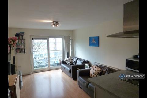 2 bedroom flat to rent, Commercial Road, London, E14