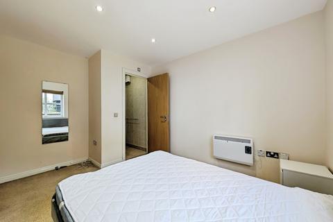 2 bedroom flat for sale, Curzon Place, Gateshead, Newcastle Upon Tyne, NE8