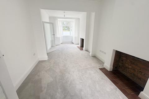 3 bedroom terraced house to rent, Barclay Road, Smethwick, B67