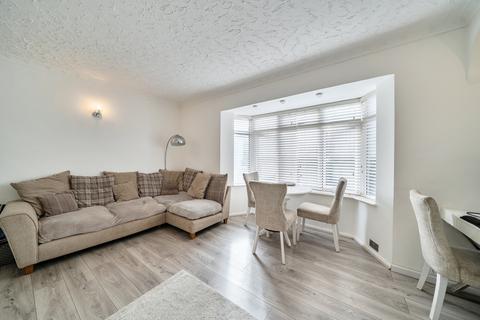 2 bedroom maisonette for sale, Cheltenham Close, Northolt
