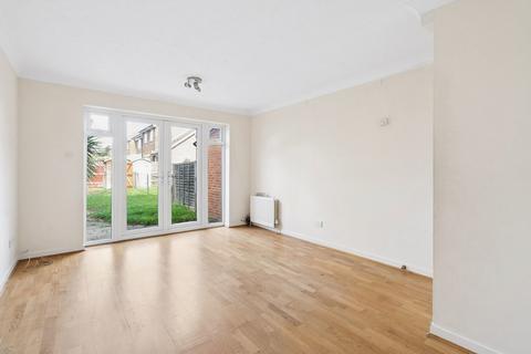 undefined, Chamberlain Way, Pinner