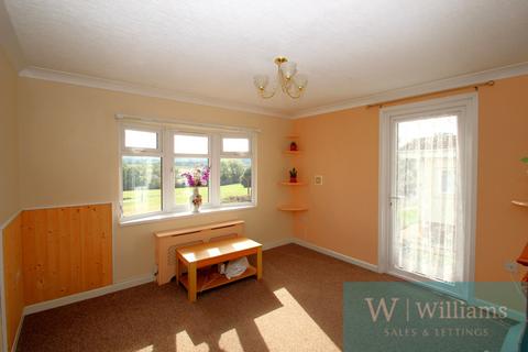 2 bedroom park home for sale, 99 Medina Park, Whippingham
