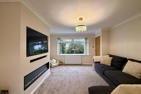 3 bedroom end of terrace house for sale, Occupation Lane, Dewsbury