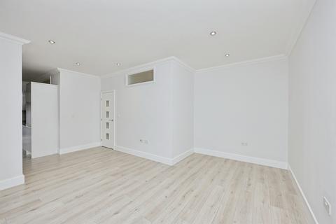 2 bedroom ground floor flat for sale, Surrey Street, Norwich