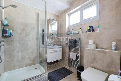 4 bedroom semi-detached house for sale, Melbury Avenue, Southall