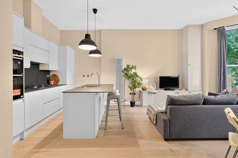 2 bedroom flat for sale, Elsham Road, London