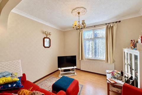 3 bedroom terraced house for sale, Northcote Avenue, Southall
