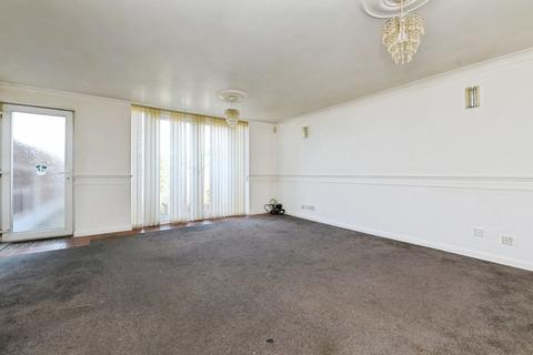3 bedroom end of terrace house for sale, Cadogan Terrace, Basildon, Essex, SS13