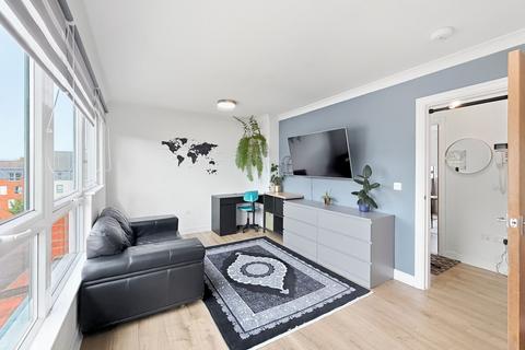 2 bedroom flat for sale, 14/7 Ferry Gait Crescent, Silverknowes, Edinburgh, EH4