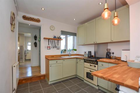 2 bedroom terraced house for sale, Coxtie Green Road, Pilgrims Hatch, Brentwood