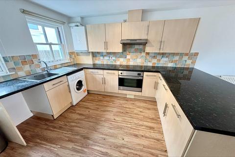 2 bedroom terraced house to rent, Kingsbridge