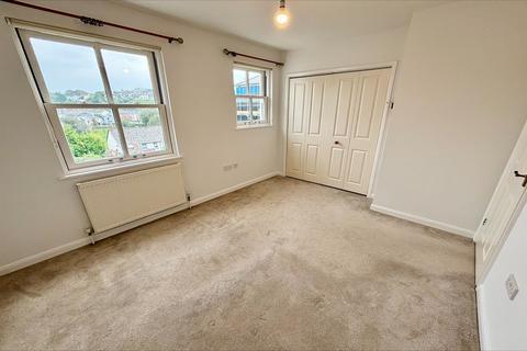 2 bedroom terraced house to rent, Kingsbridge