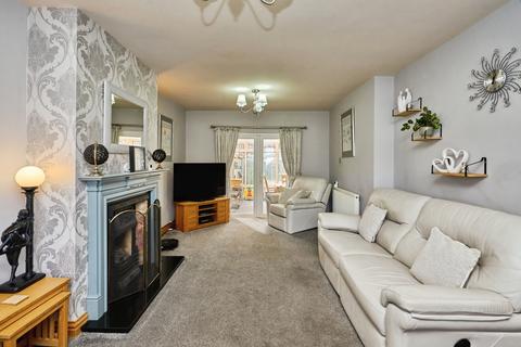 2 bedroom semi-detached house for sale, Salters Road, Ryde, PO33