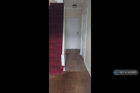 1 bedroom in a house share to rent, Havering Road, Romford, RM1