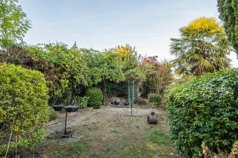 3 bedroom semi-detached house for sale, Lambourne Gardens, Enfield