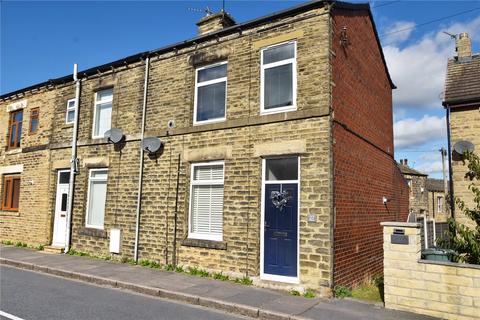 2 bedroom end of terrace house for sale, Kirkgate, Hanging Heaton, Batley