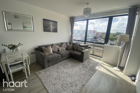 2 bedroom apartment to rent, Kings Road, STEVENAGE