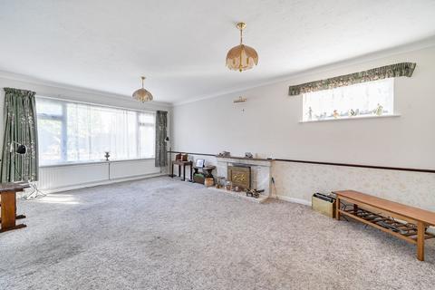 3 bedroom detached bungalow for sale, Victoria Road, Shefford, SG17