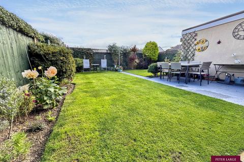 2 bedroom semi-detached bungalow for sale, Wentworth Avenue, Abergele, Conwy, LL22 7TW