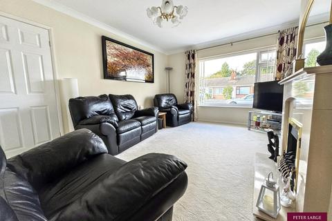 2 bedroom semi-detached bungalow for sale, Wentworth Avenue, Abergele, Conwy, LL22 7TW