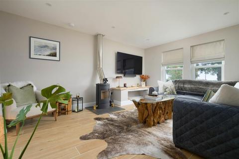 4 bedroom detached house for sale, Manse Road, Moulin, Pitlochry