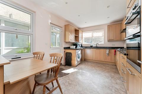 2 bedroom terraced house for sale, Cherry Hinton Road, Cambridge, Cambridgeshire, CB1