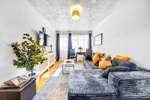 2 bedroom cottage for sale, Burlington Mews, Acton