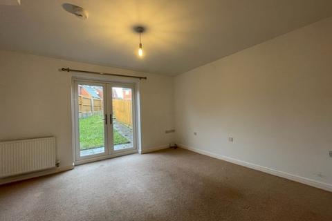 2 bedroom property to rent, Becks Close, LEICESTER, LE4