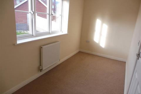 2 bedroom property to rent, Becks Close, LEICESTER, LE4