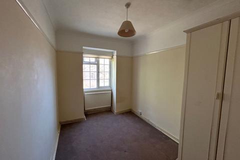 undefined, Crown Lane, Southgate N14