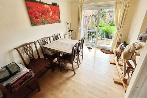 3 bedroom semi-detached house to rent, Clydesdale Way, Totton, Southampton, Hampshire